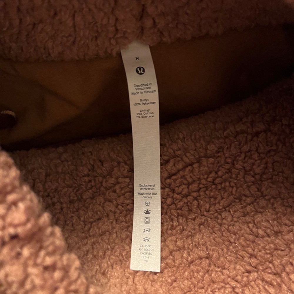 Lululemon Warmth Restore Long Pullover size 8 - Picture 5 of 5